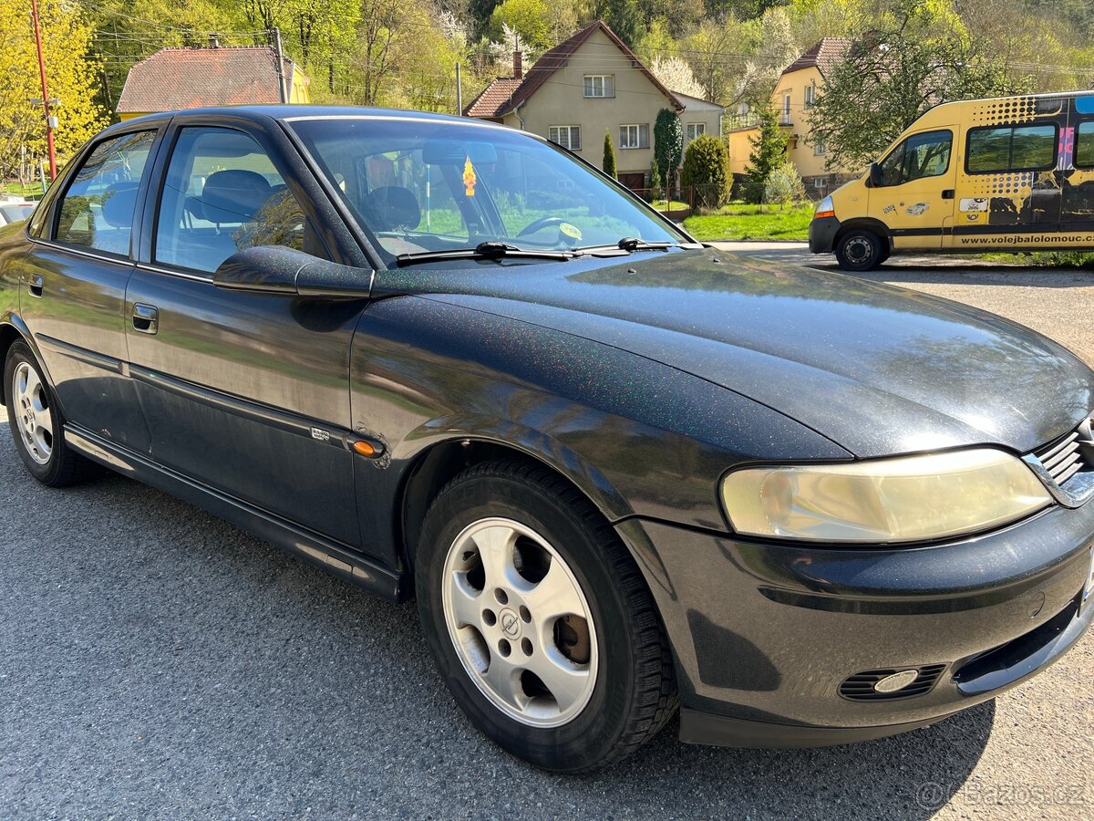 Opel Vectra B - 7