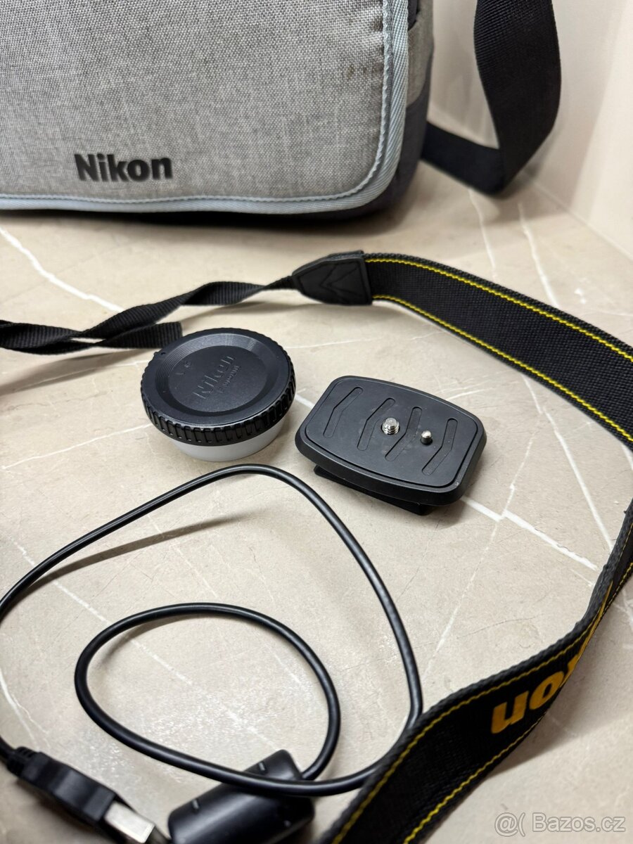 Nikon D3300 + objektiv 18–55 mm + příslušenství - 7