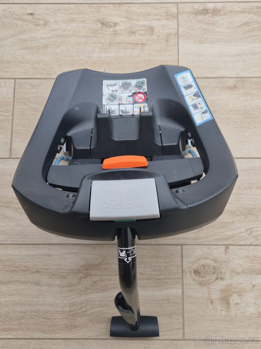 Cybex Aton 5 včetně Isofix základny - 7