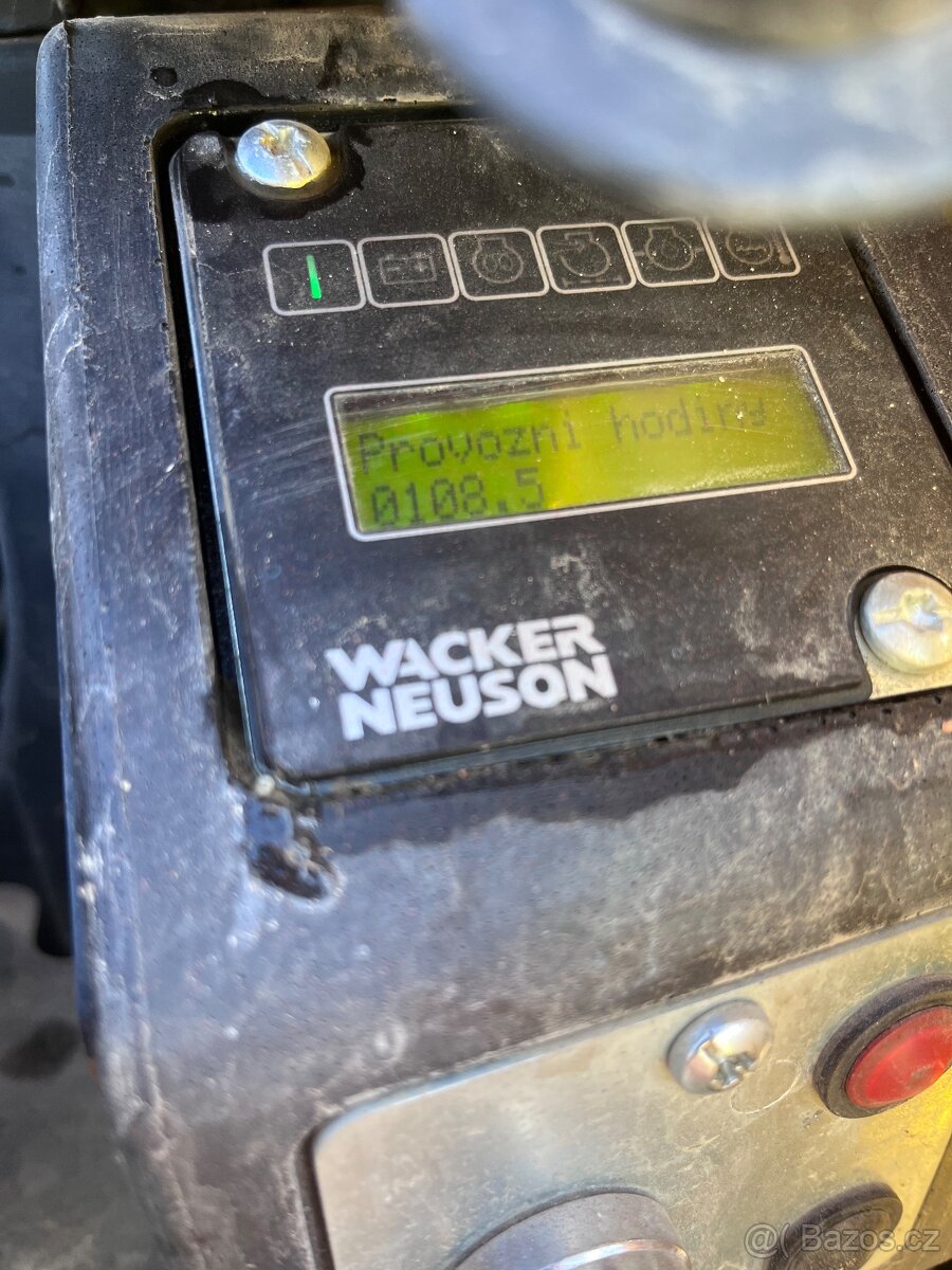 Vibrační deska Wacker Neuson DPU110r - 7