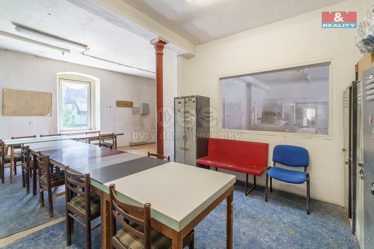 Prodej výrobního objektu, 2100 m², K. Vary, ul. Sokolovská - 7