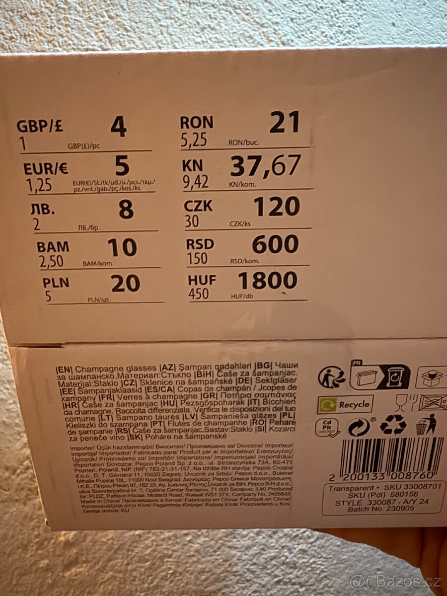 Karafy, skleničky na vodu, víno, šampaňské - 7