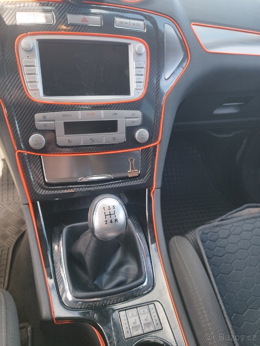 Ford Mondeo Mk4 - 7