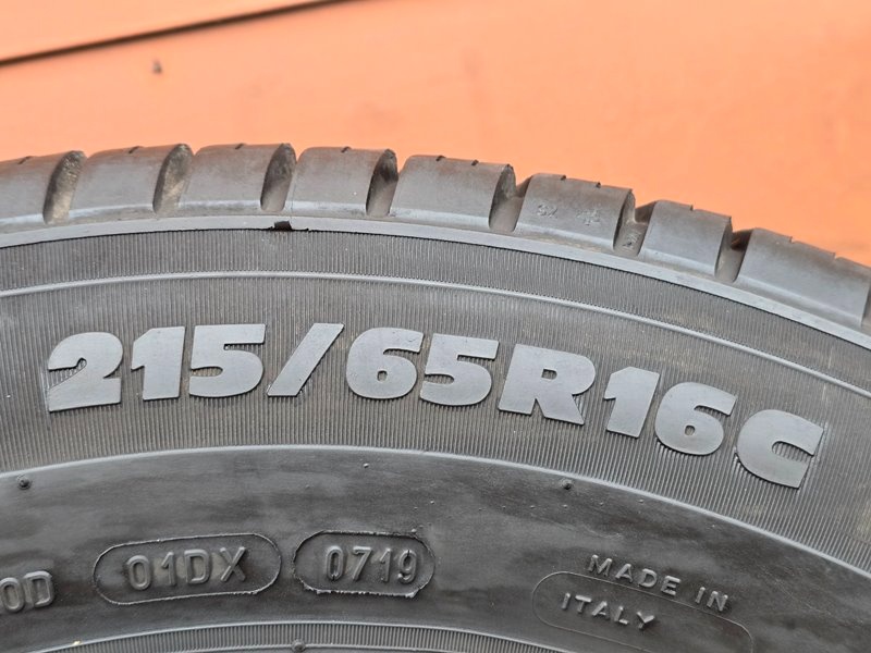 Letní Michelin 215/65/16C - 7