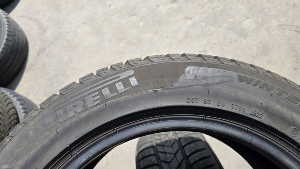 Zimní pneu 225/55/17 Pirelli - 7