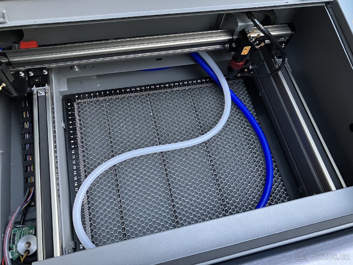CO2 laser, laserová gravírka OMTech K40+ 40W 200x300mm - 7