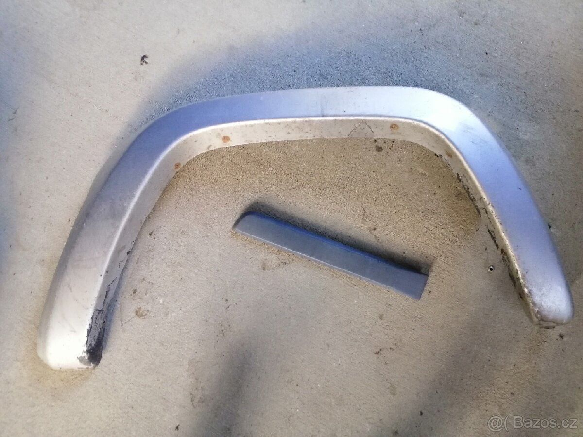 Náhradní díly jeep Cherokee KJ - 7