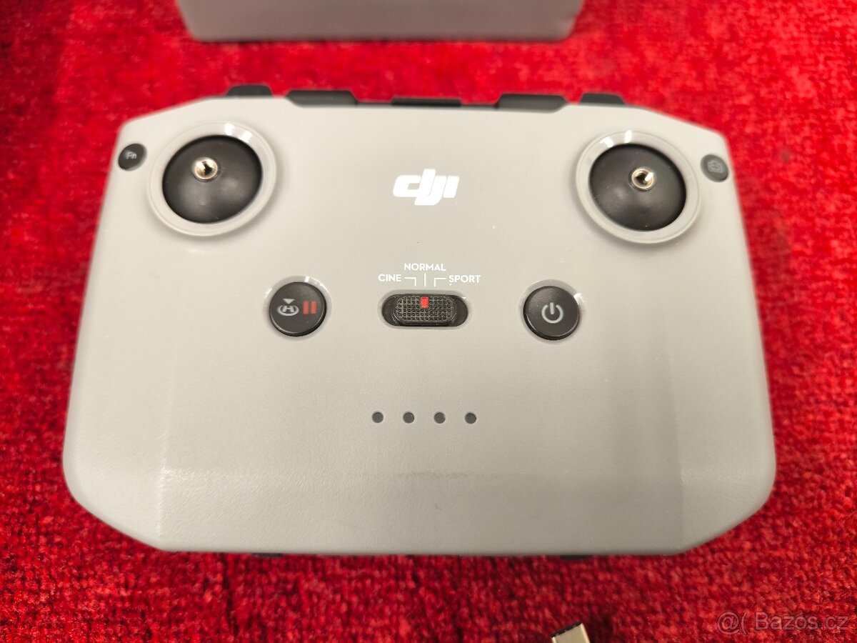 DJI Mini 2 Fly More Combo - 7