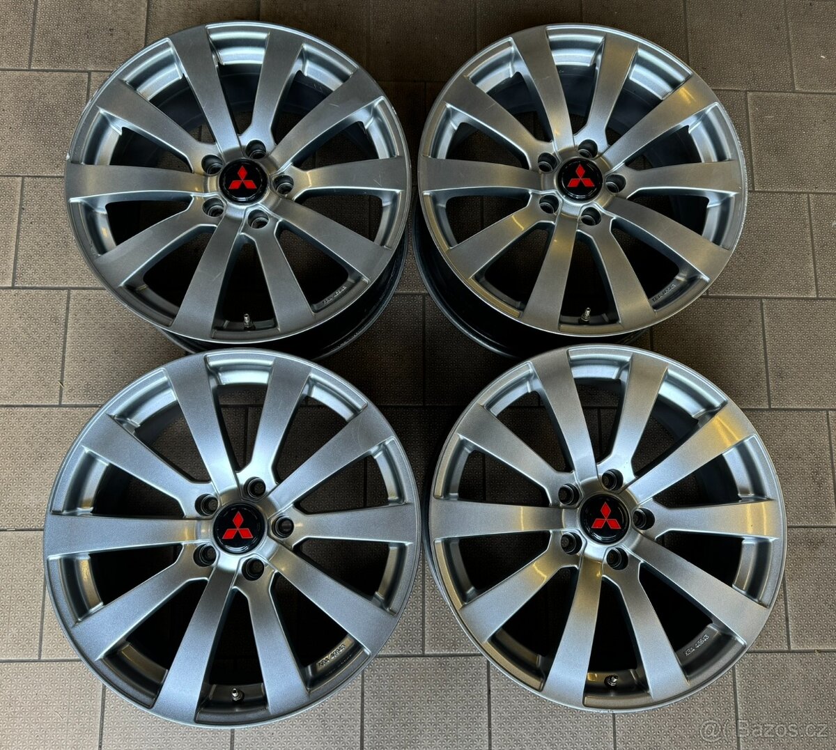 alu kola 18", rozteč šroubů 5x114,3 - 7