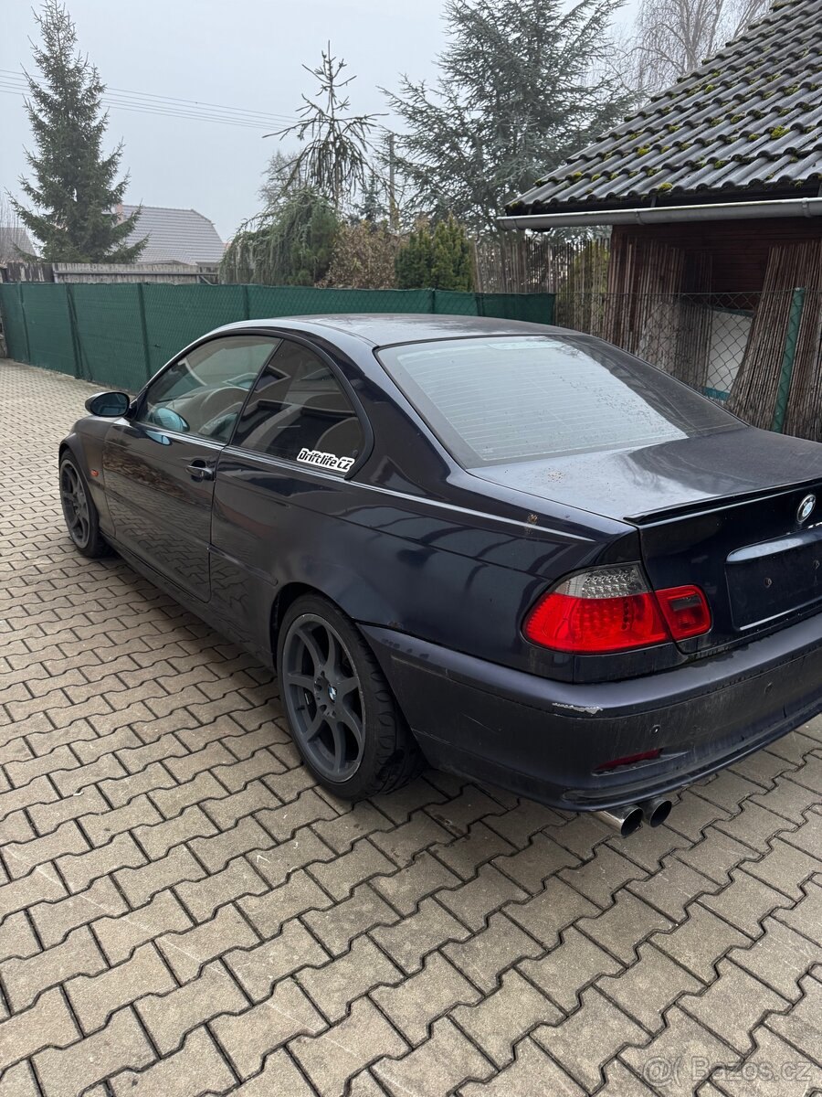 Bmw e46 232i coupe - 7