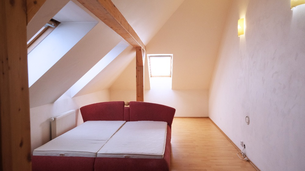 Na prodej RD 5+1 161m2 s poz.603 m2,Jaroměřice n.Rokytnou - 7