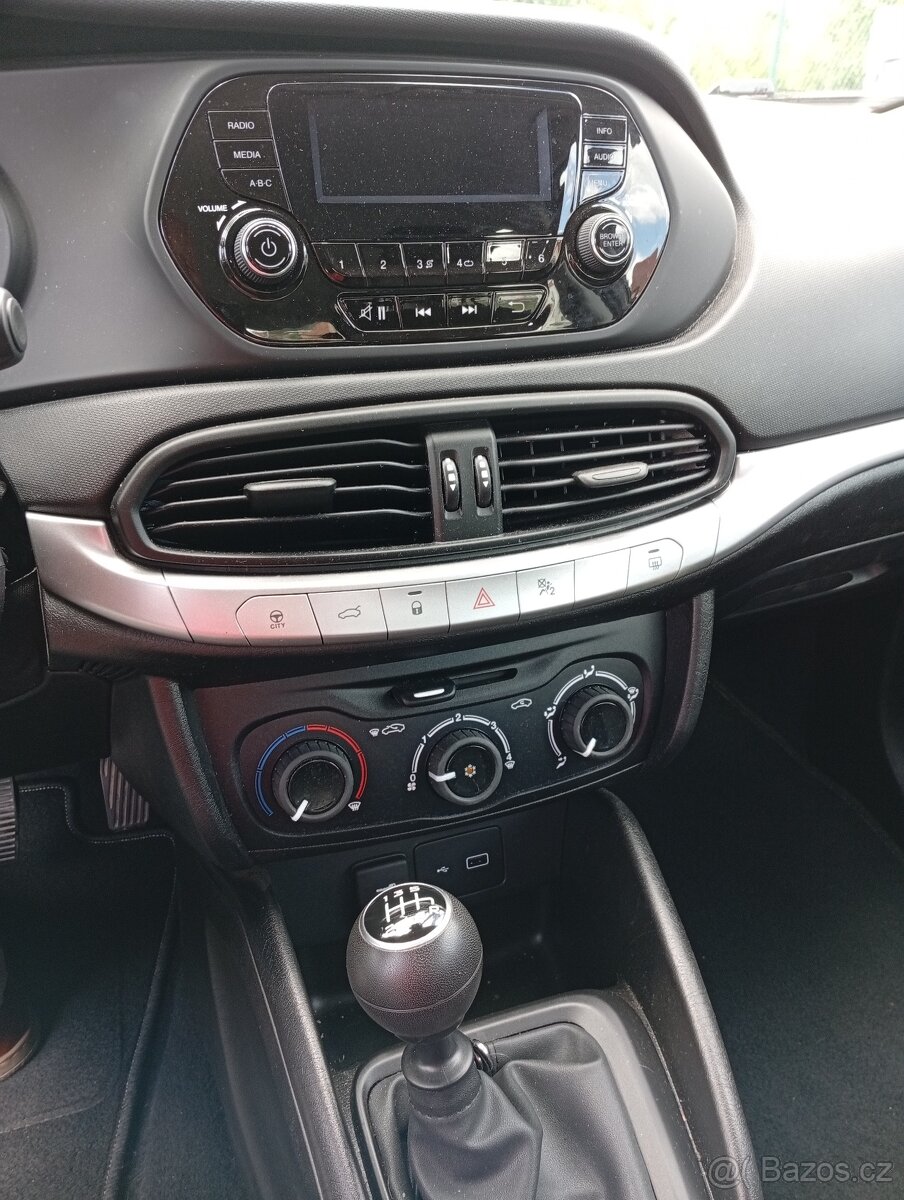 Fiat Tipo sedan 1,4 - 7