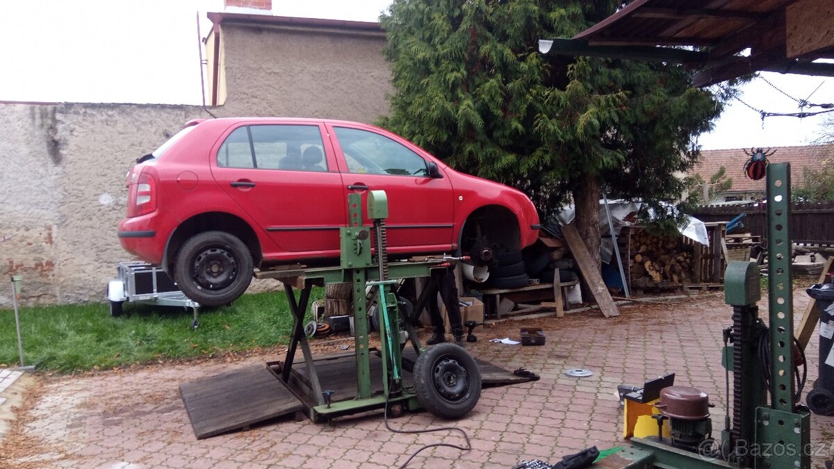 Nůžkový zvedák hever - 7