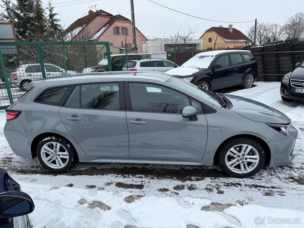 Toyota Corolla 1.8 Hybrid - 7