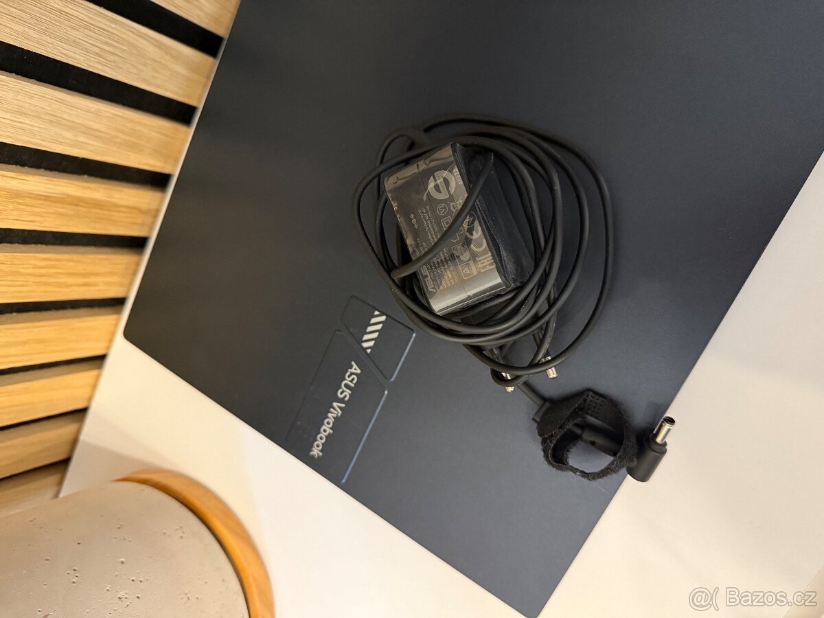 ASUS VivoBook 17 X1704VA-AU156W - 7