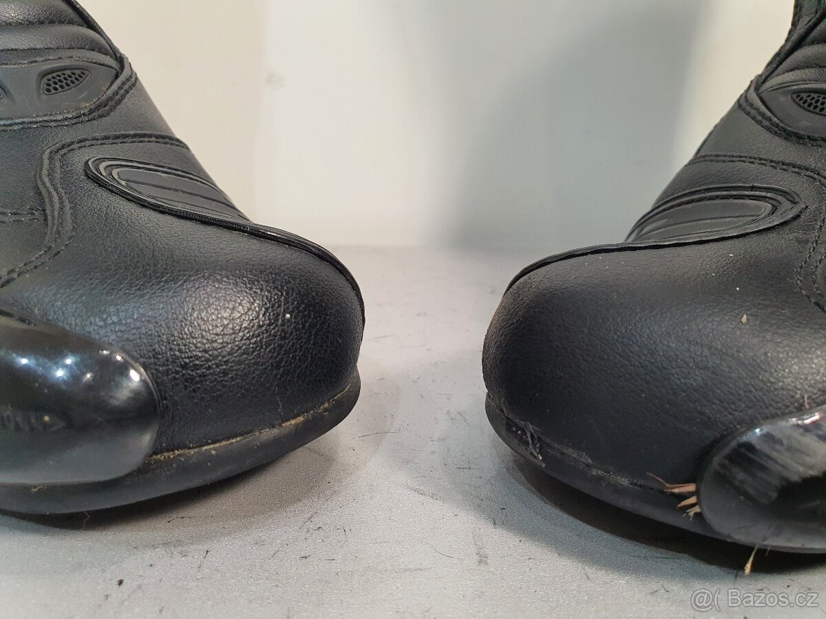 39 Alpinestars SMX-5 Vysoke boty na motorku Vel. - 7