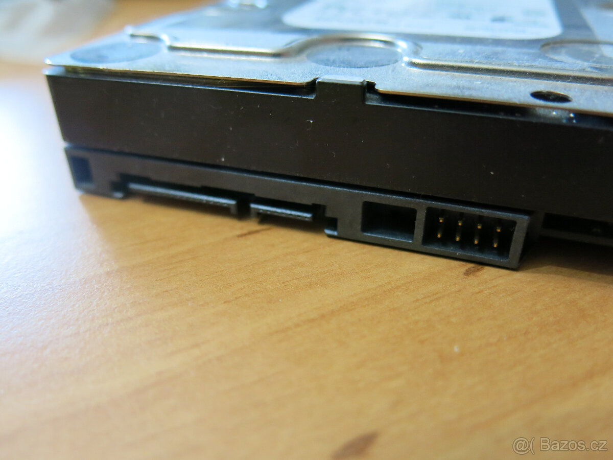 prodám 2ks 1TB datacentre HDD WDC DC HA210 SATA3/6G - 7