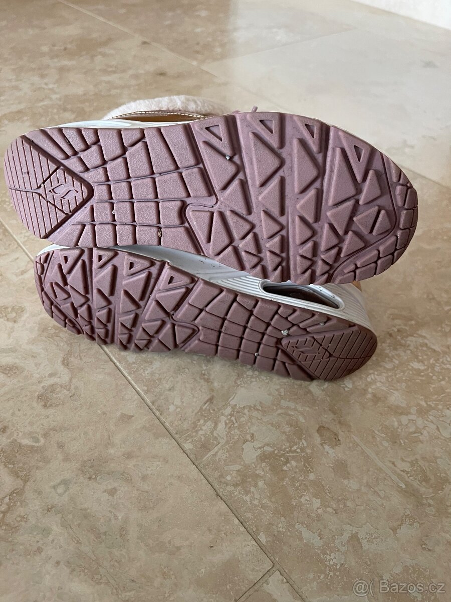 Dívčí zimní obuv Skechers velikost 34 - 7
