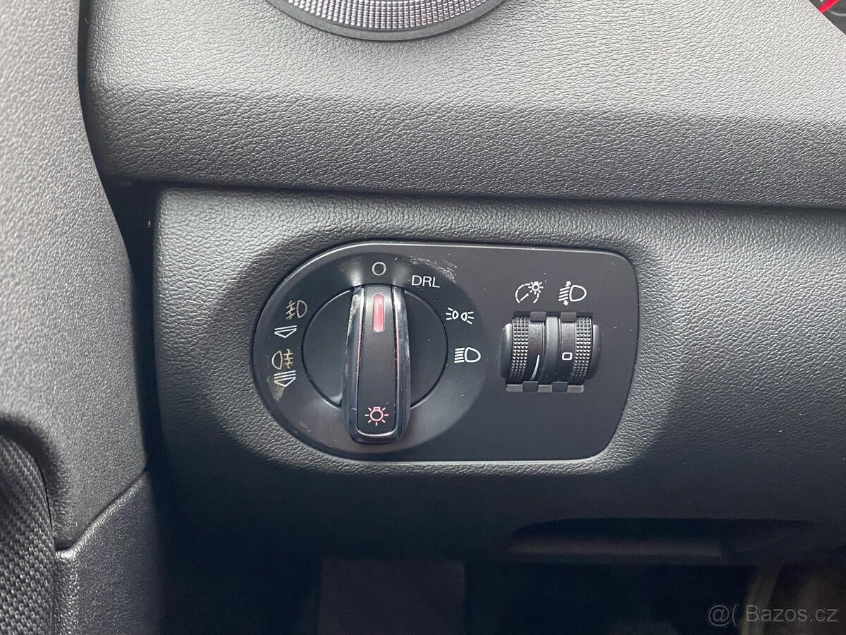 Audi A3 2.0 TDi , 103 kW nafta, 2009 - 7