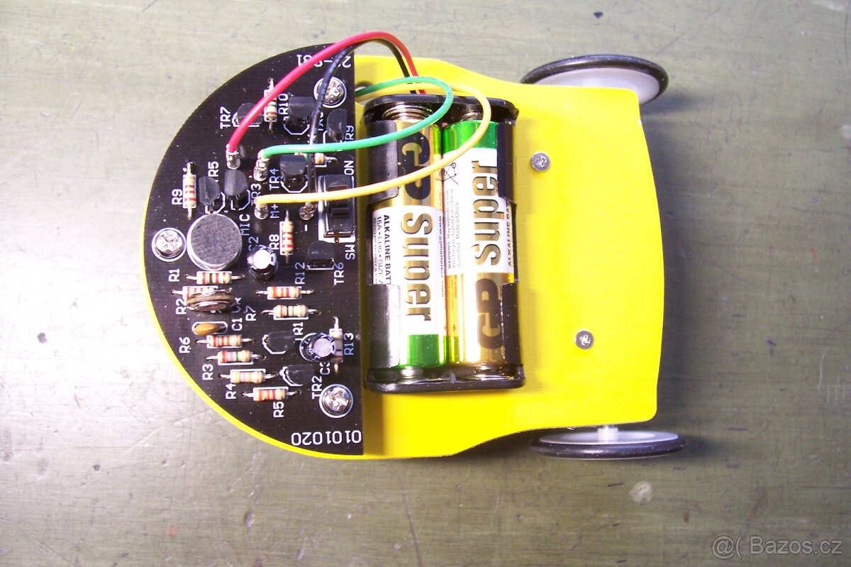 STAVEBNICE ROBOTICKÉHO AUTÍČKA VELLEMAN - 7