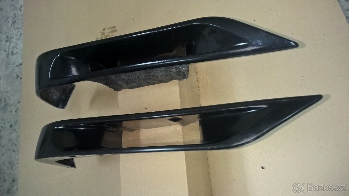 bmw e34 540 Rozdělovač předního nárazníku - 7