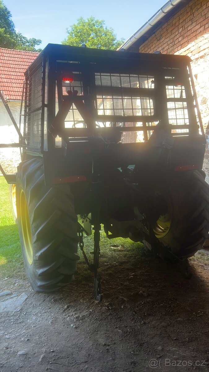 Prodám traktor Zetor 6945 vic info po tel - 7