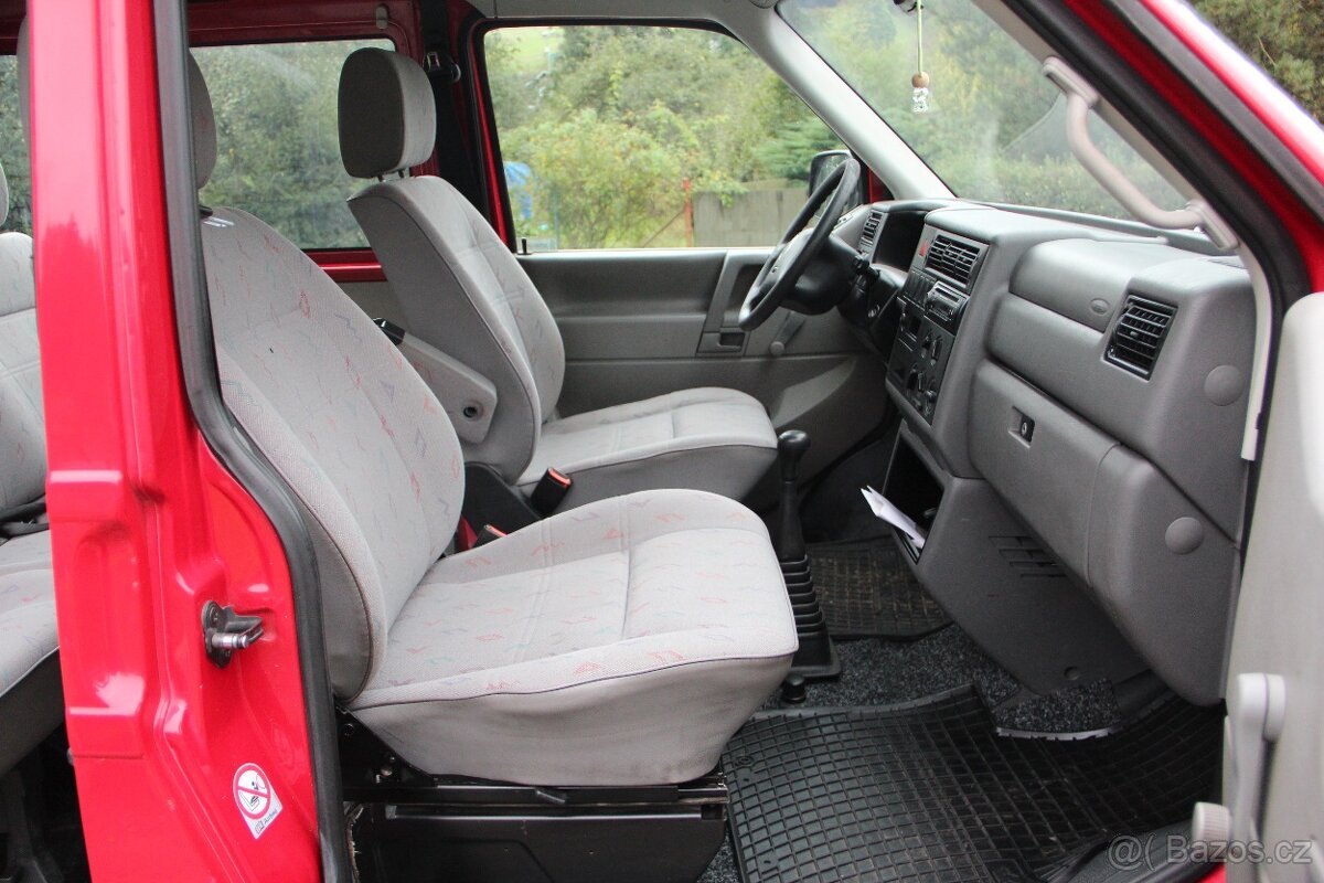 VW Transporter T4 2,5 TDi 75 KW - 7