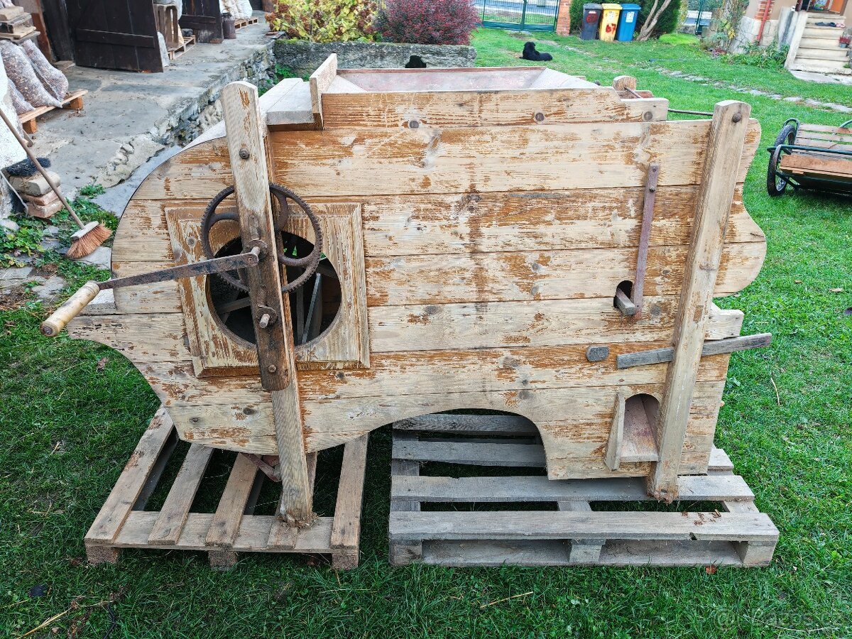 Nabízím historický fukar na obilí - 7