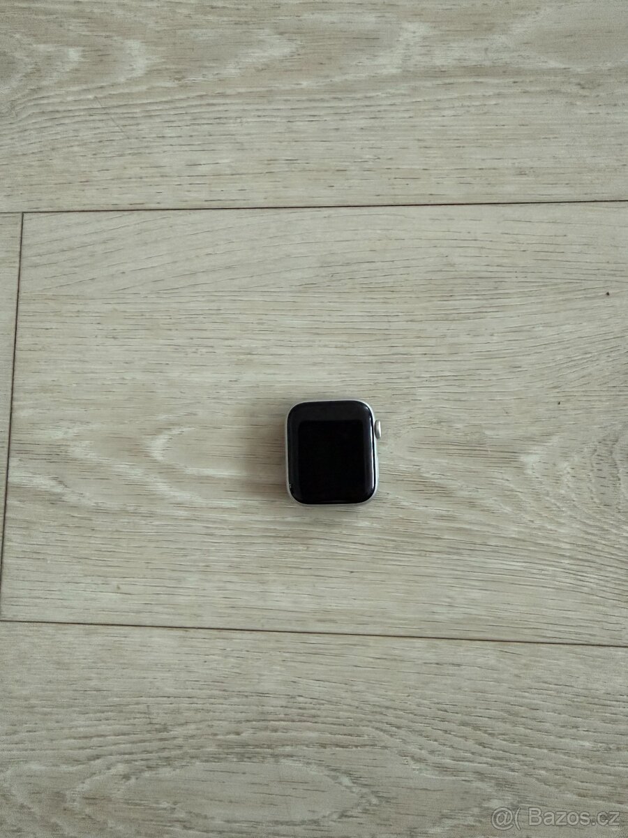 Apple Watch Nike SE 44mm 2020 - 7