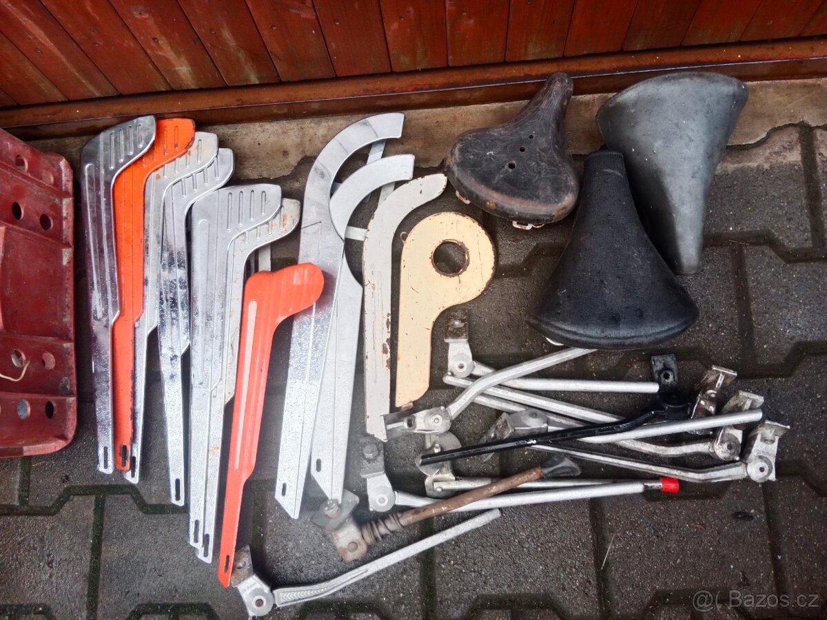 Socialistické blatníky 28 - 7