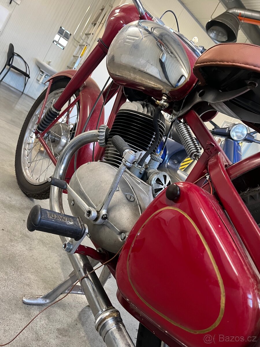 Jawa Pérak 250 - 7