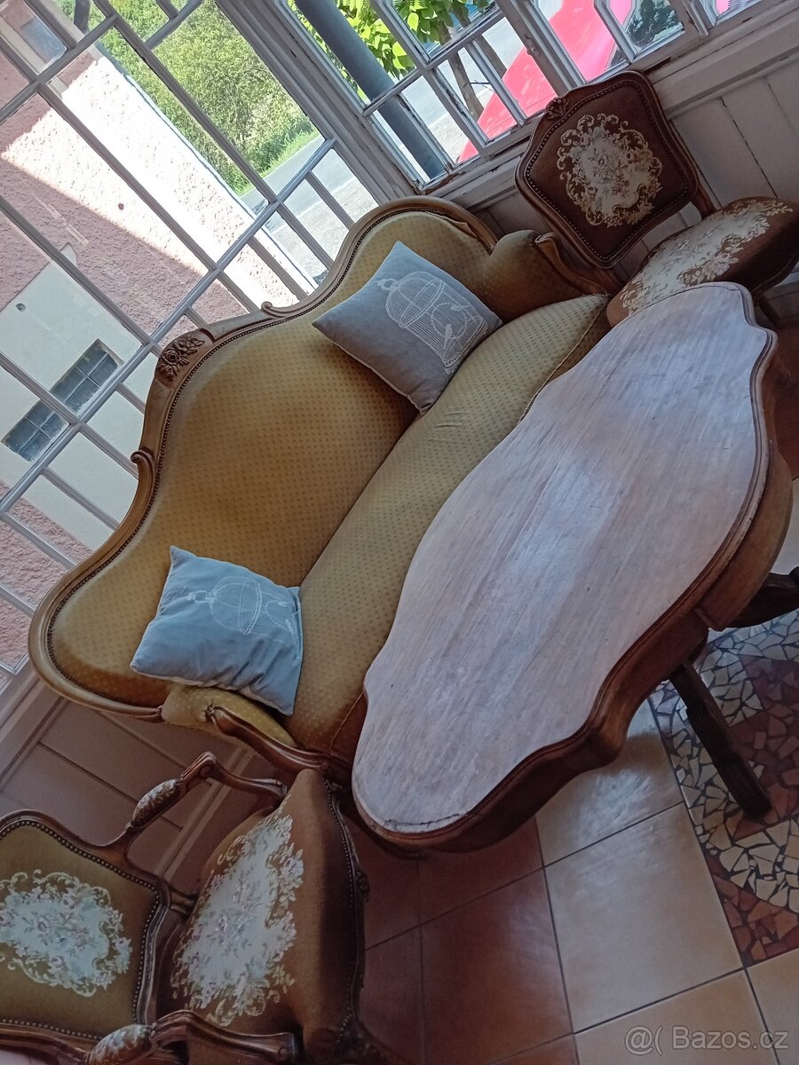 Starožitný antický nábytek - 7