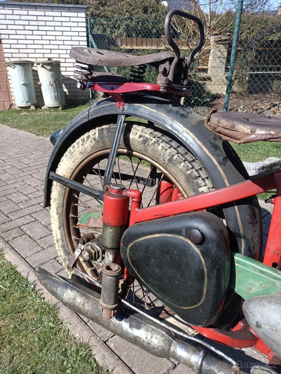 Jawa 250 Pérák - 7