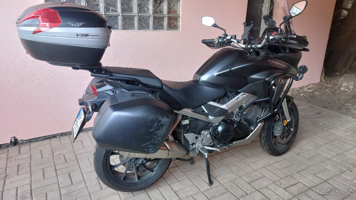Honda VFR 800X Crossrunner - 7