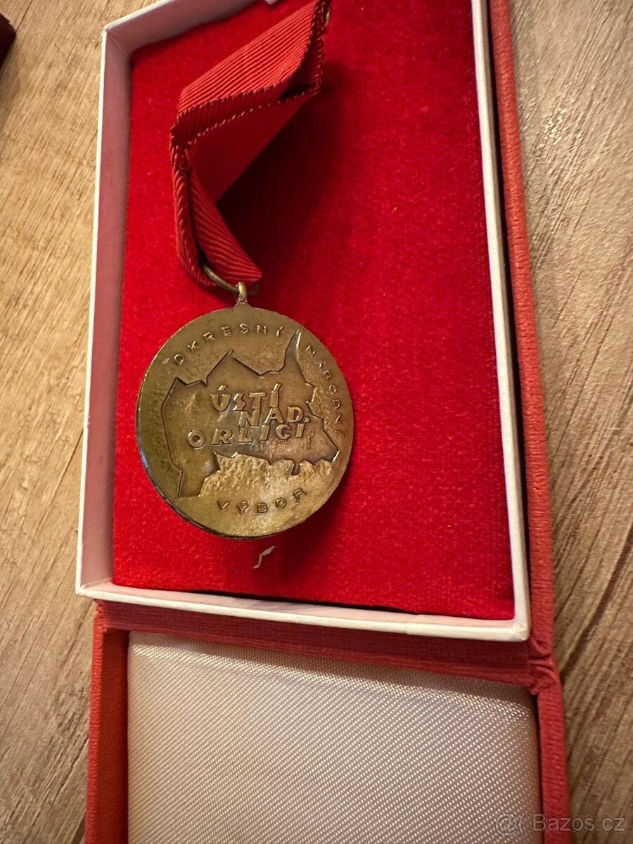 Medaile a vyznamenání ČSSR - 7