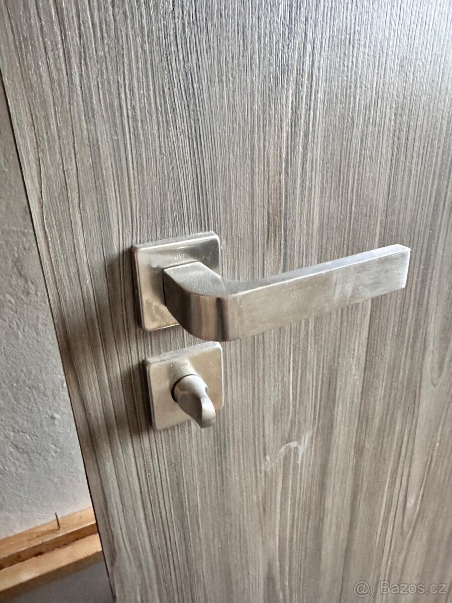 Interiérové dveře – šedý dekor dřeva, moderní design - 7