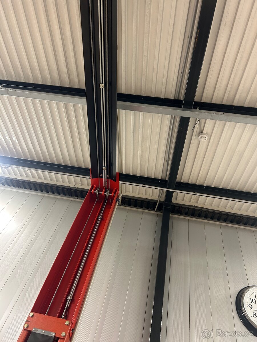 Sloupový zvedák 4200kg - 7