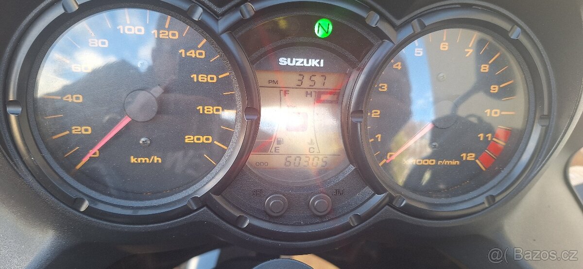 Suzuki DL 650 V-Strom - 7