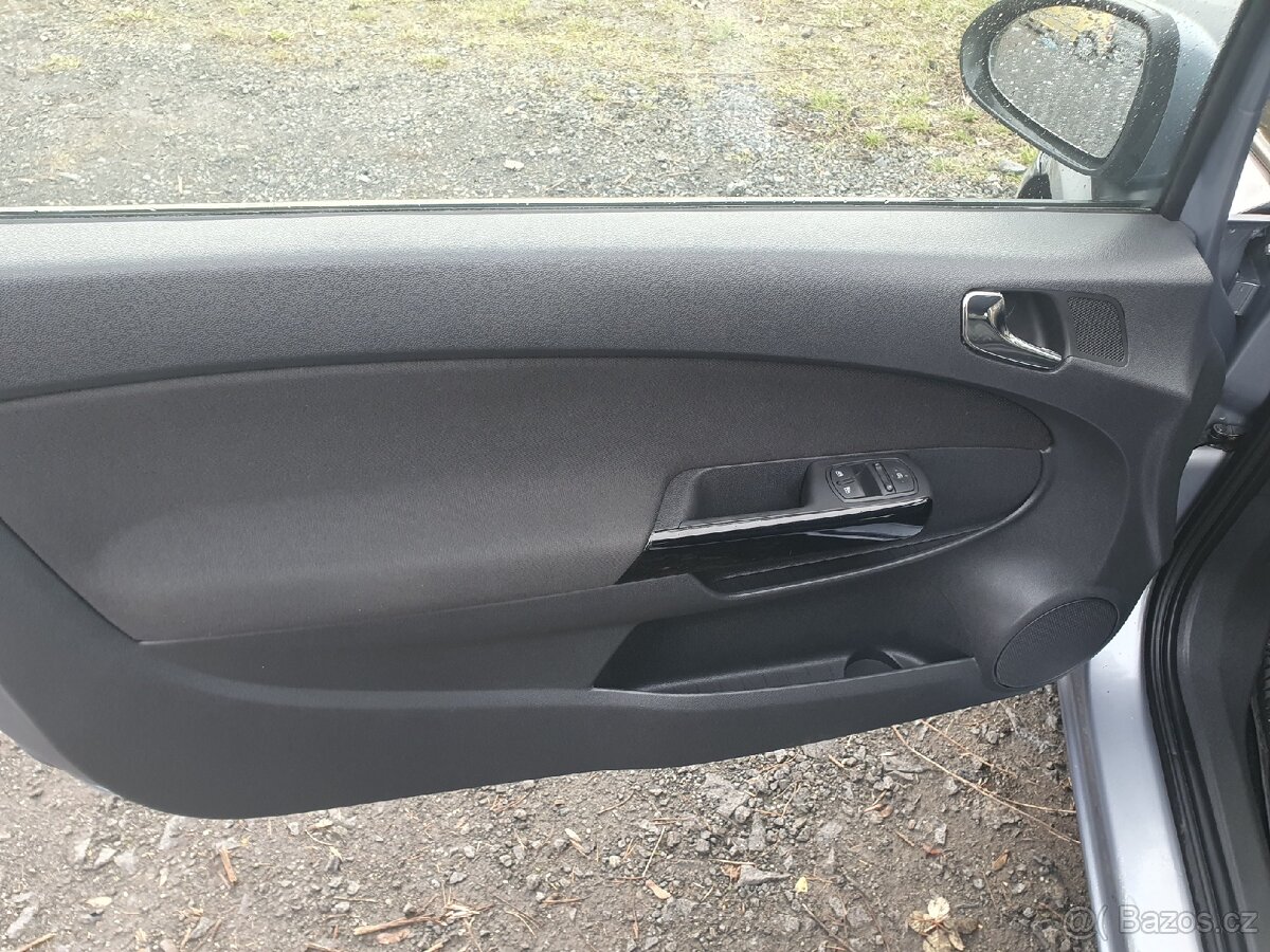 Opel Corsa 1,2i 59kW Automat r.v.2006 - 7