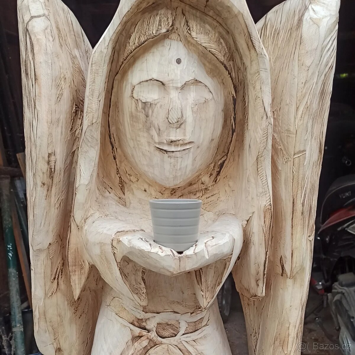 anděl motorovou pilou - 7