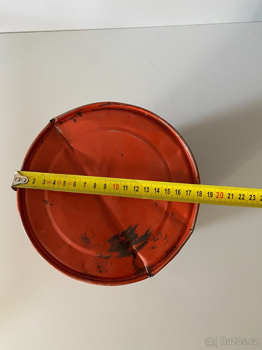 plechovka od oleje stará plechovka mazivo vazelína retro - 7