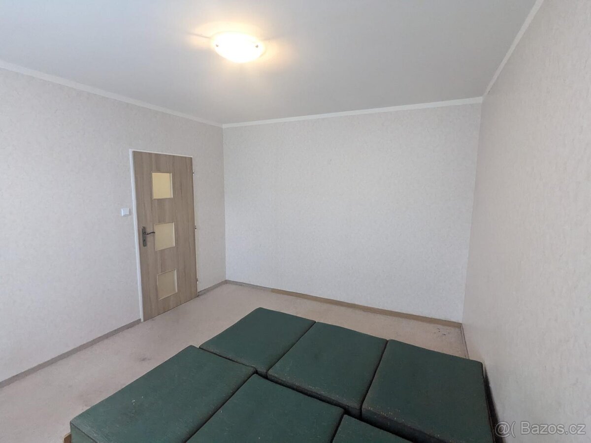 Pronájem bytu 2+1, M. Švabinského 618, Bílina - 7