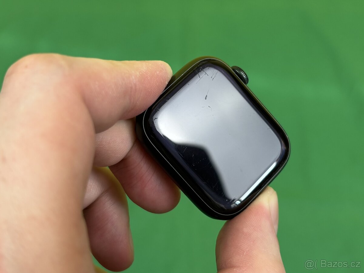 Apple Watch Series 7 45mm - 7