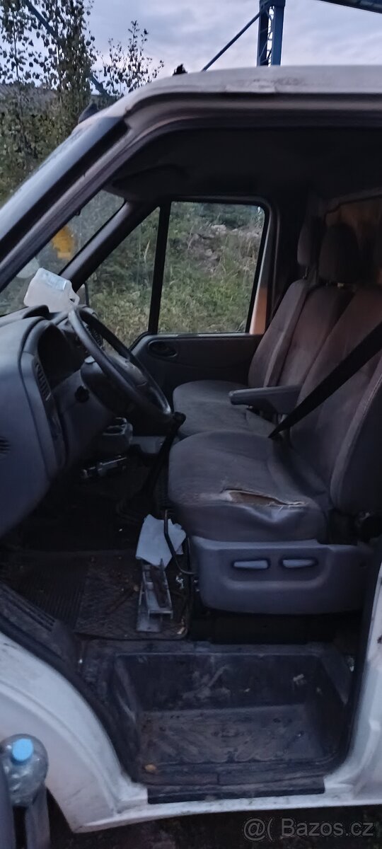 Ford Transit, 2.4 - 7