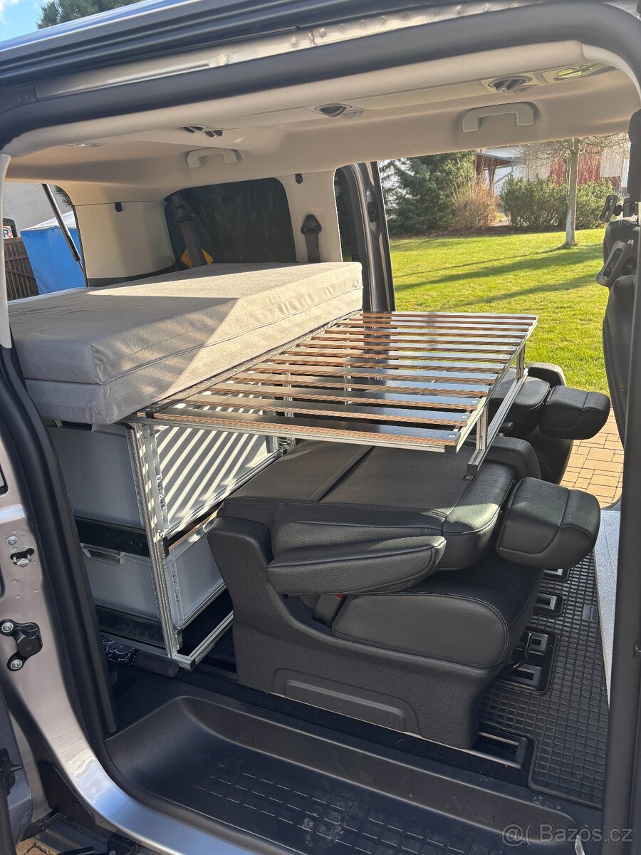 Kempovací vestavba do dodávky - 7