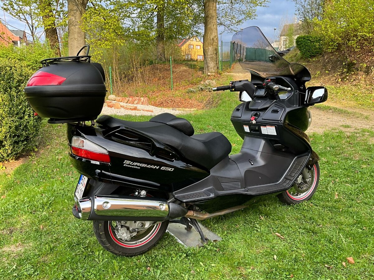 SUZUKI BURGMAN 650 Executive ABS - perfektní stav. - 7