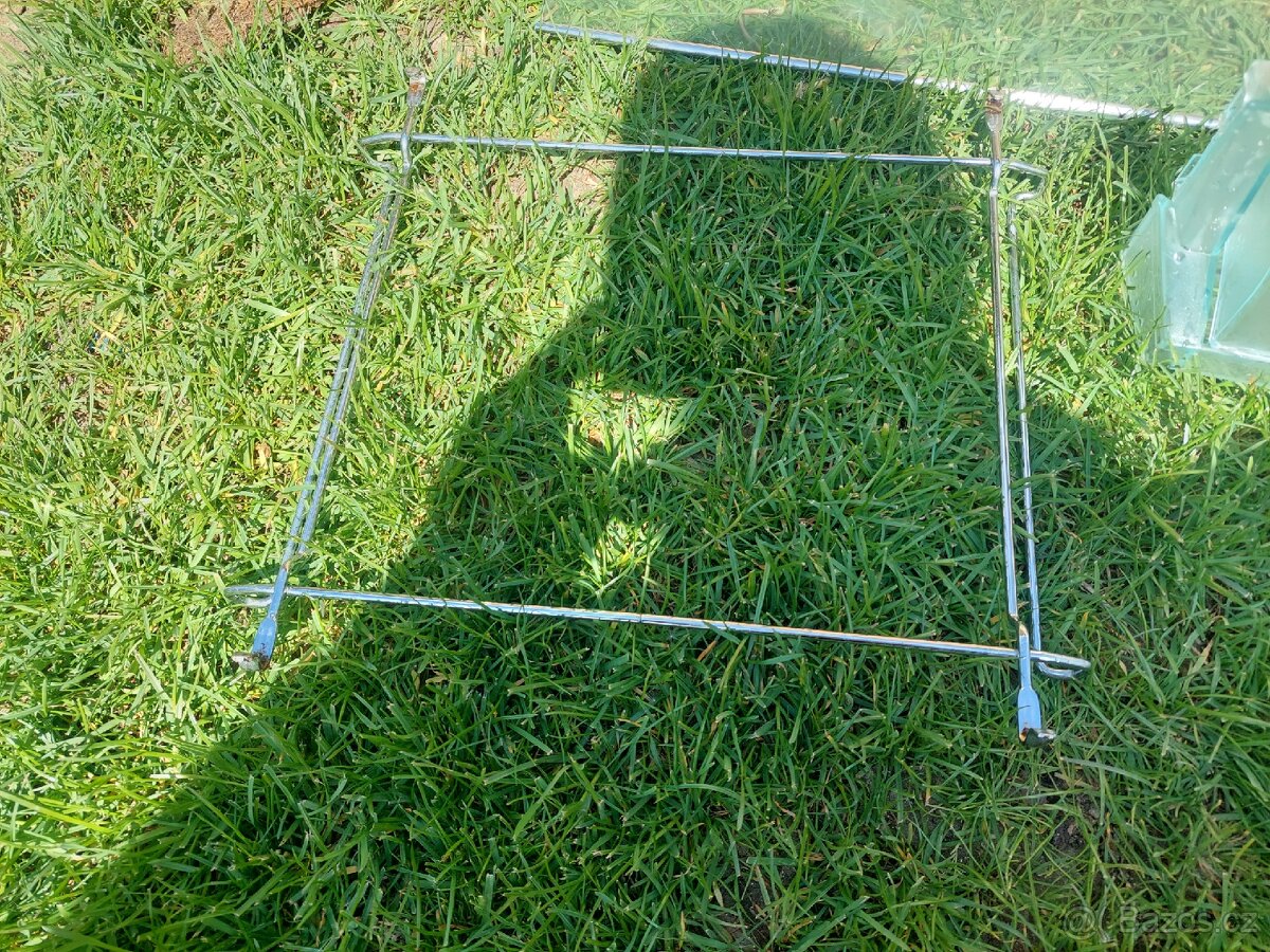 Police z lednice Liebherr - 7