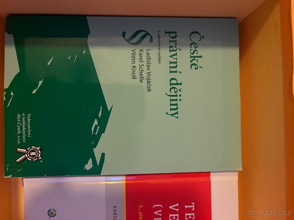 Odborná literatura - právní 18 kusu - 7