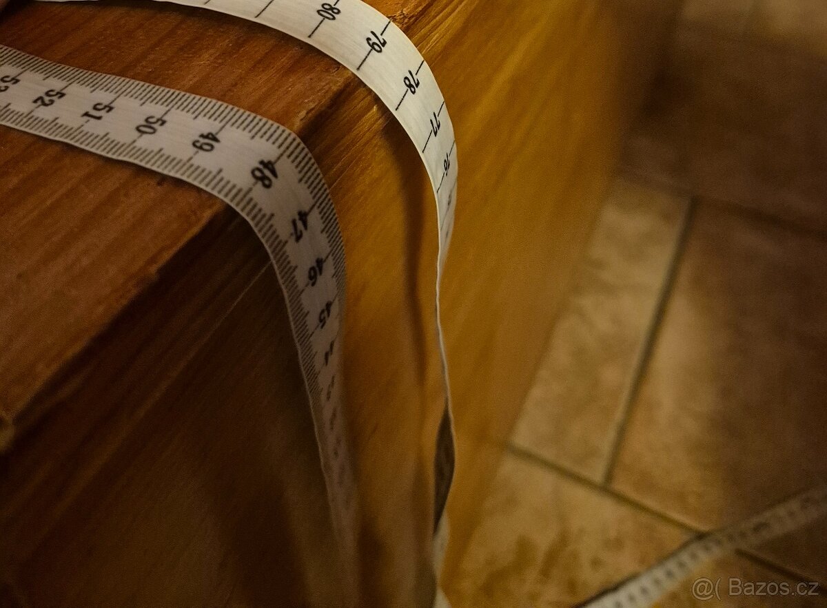 Skříňka / botník - 7