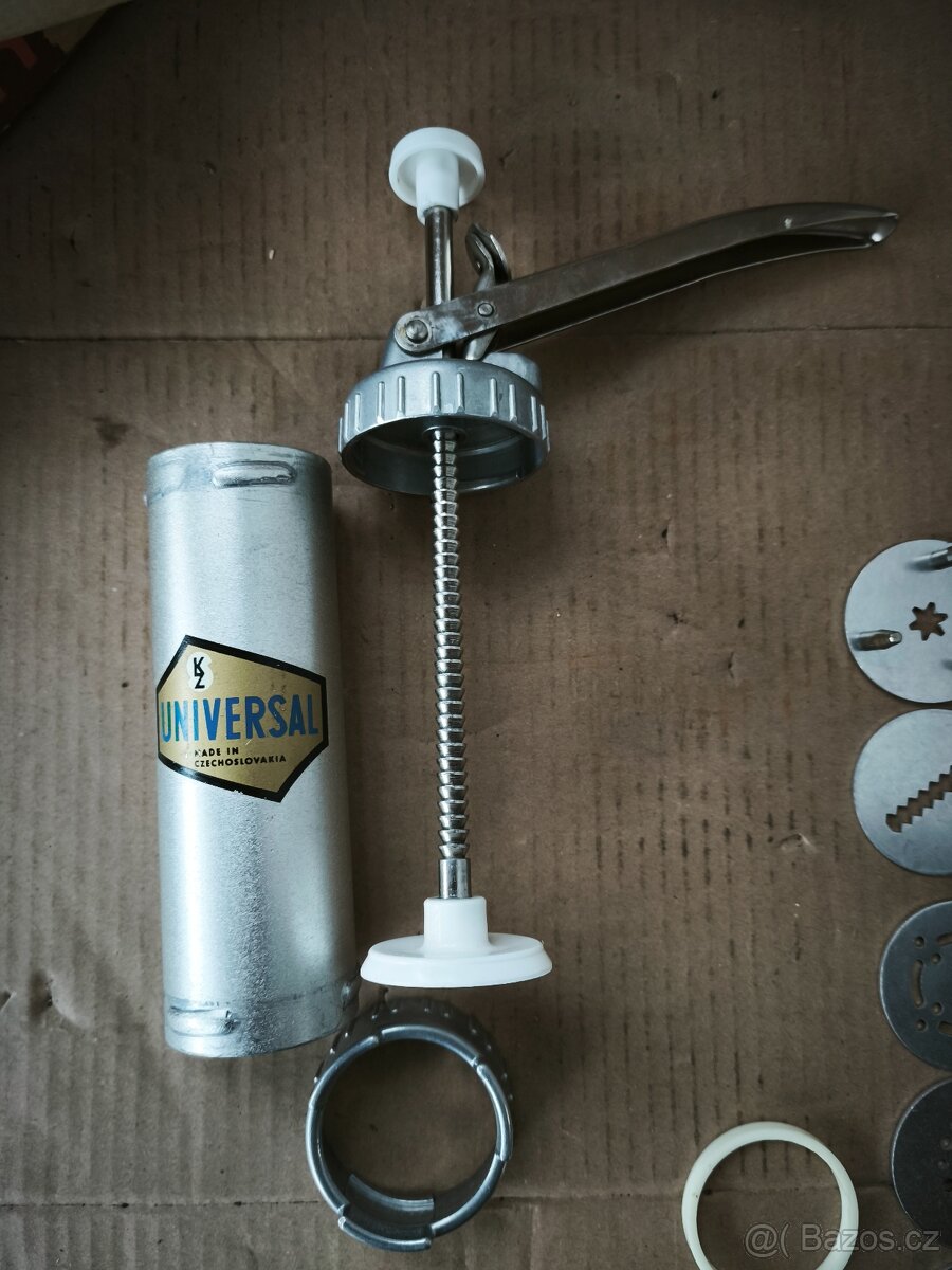 Lis na vánoční cukroví UNIVERSAL - 7